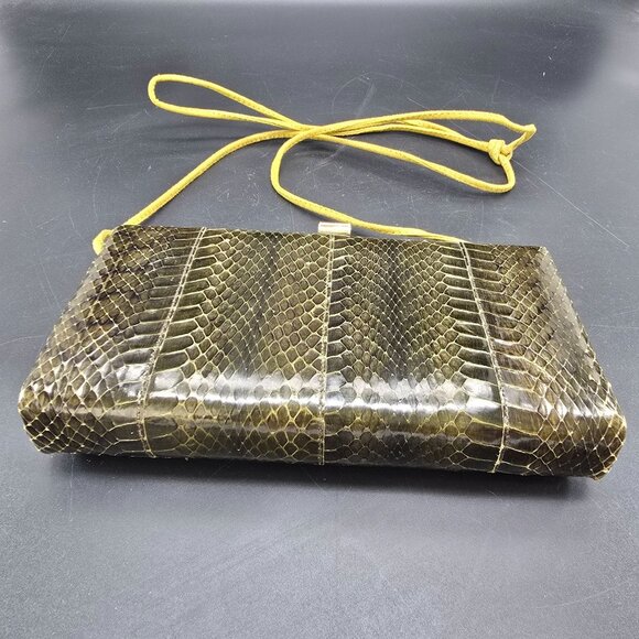 Vintage Shirl Miller Snake Skin Clutch Purse Gold Frame Leather Strap HS 119 - Picture 2 of 10